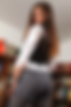Only Secretaries In Suits 12.01.2012 - 26.12.2012/18th September 2012/Louisa Marie_htc99b1v/532_0009.JPG