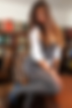 Only Secretaries In Suits 12.01.2012 - 26.12.2012/18th September 2012/Louisa Marie_htc99b1v/532_0031.JPG