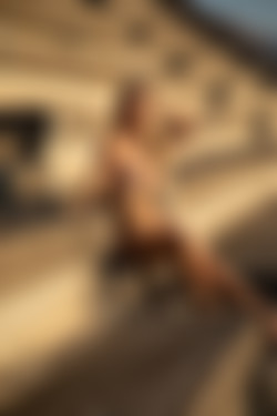 2022phdee/2021-12/[photodromm] 2021-12-26 Brenda - Place of Honor II (x46, 3000px)/Place of Honor II (21).jpeg
